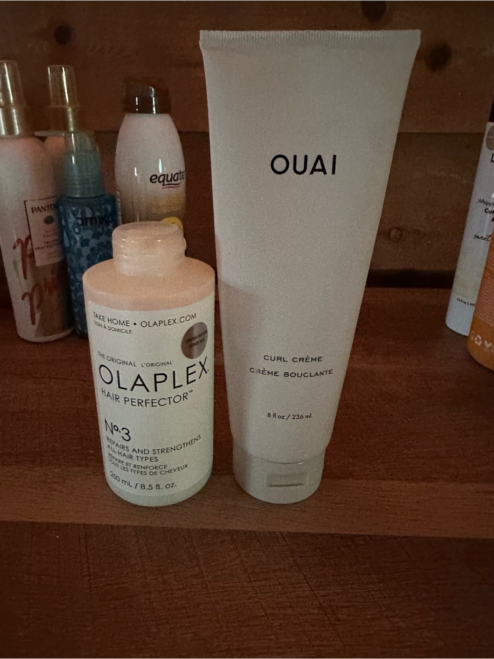 OLAPLEX No.3 Hair Perfector & Ouai Curl Crème